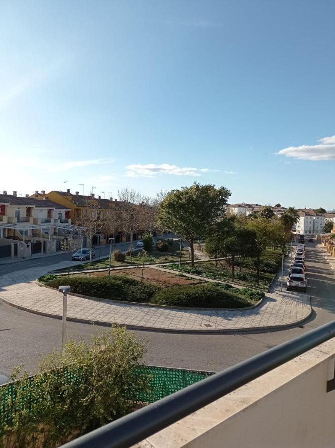 Apartamentos Turisticos Las Cinco Joyas Linares  Eksteriør billede