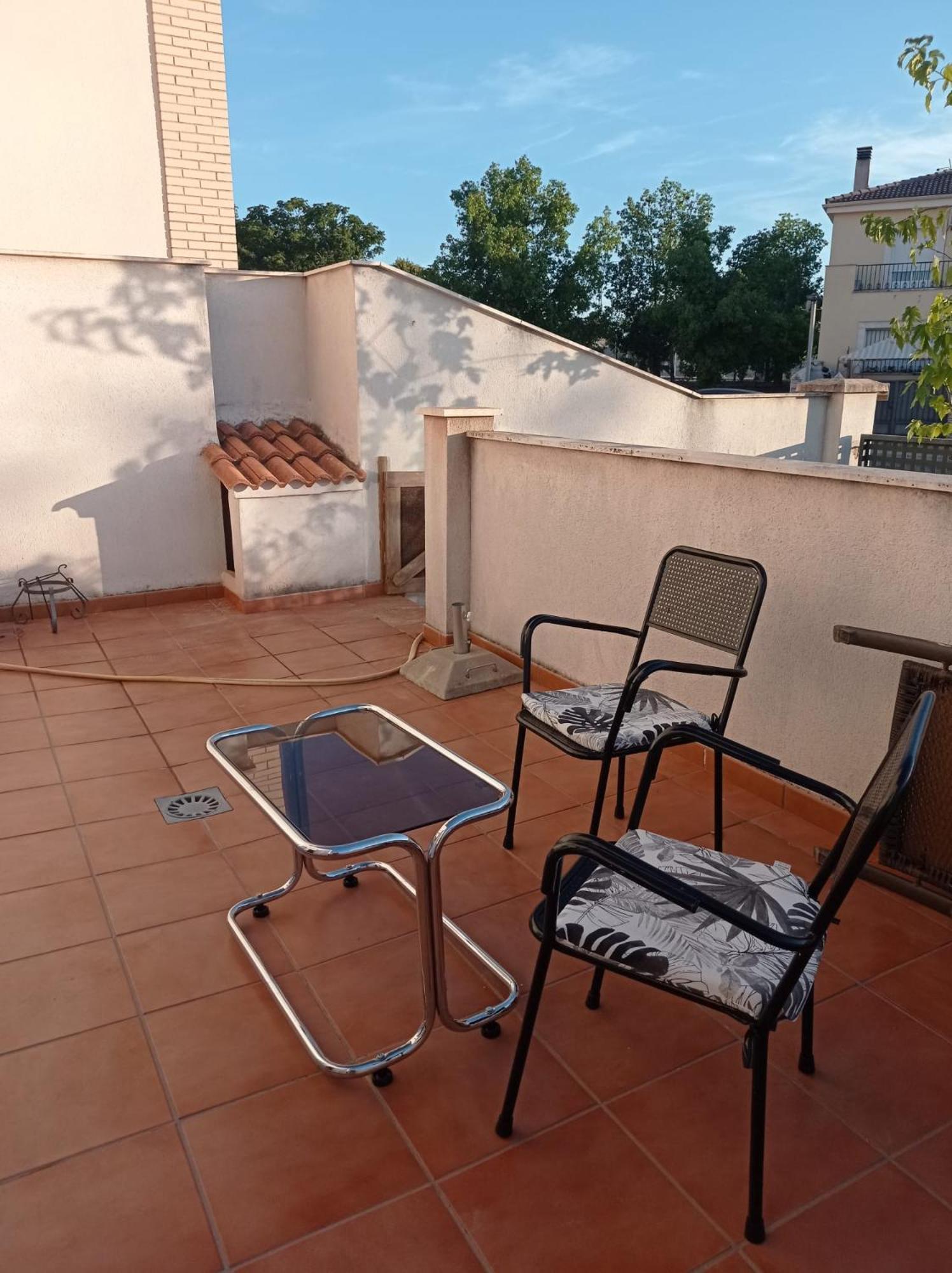 Apartamentos Turisticos Las Cinco Joyas Linares  Eksteriør billede