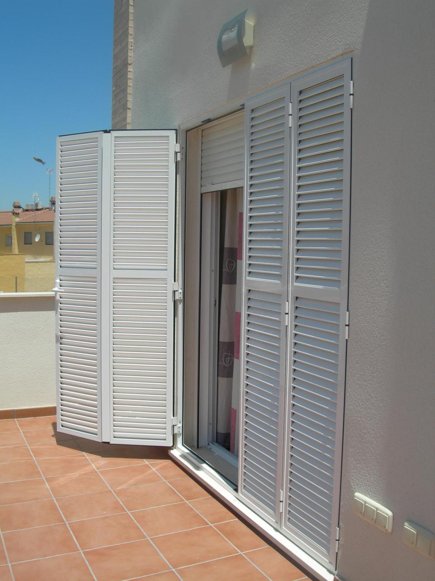 Apartamentos Turisticos Las Cinco Joyas Linares  Eksteriør billede