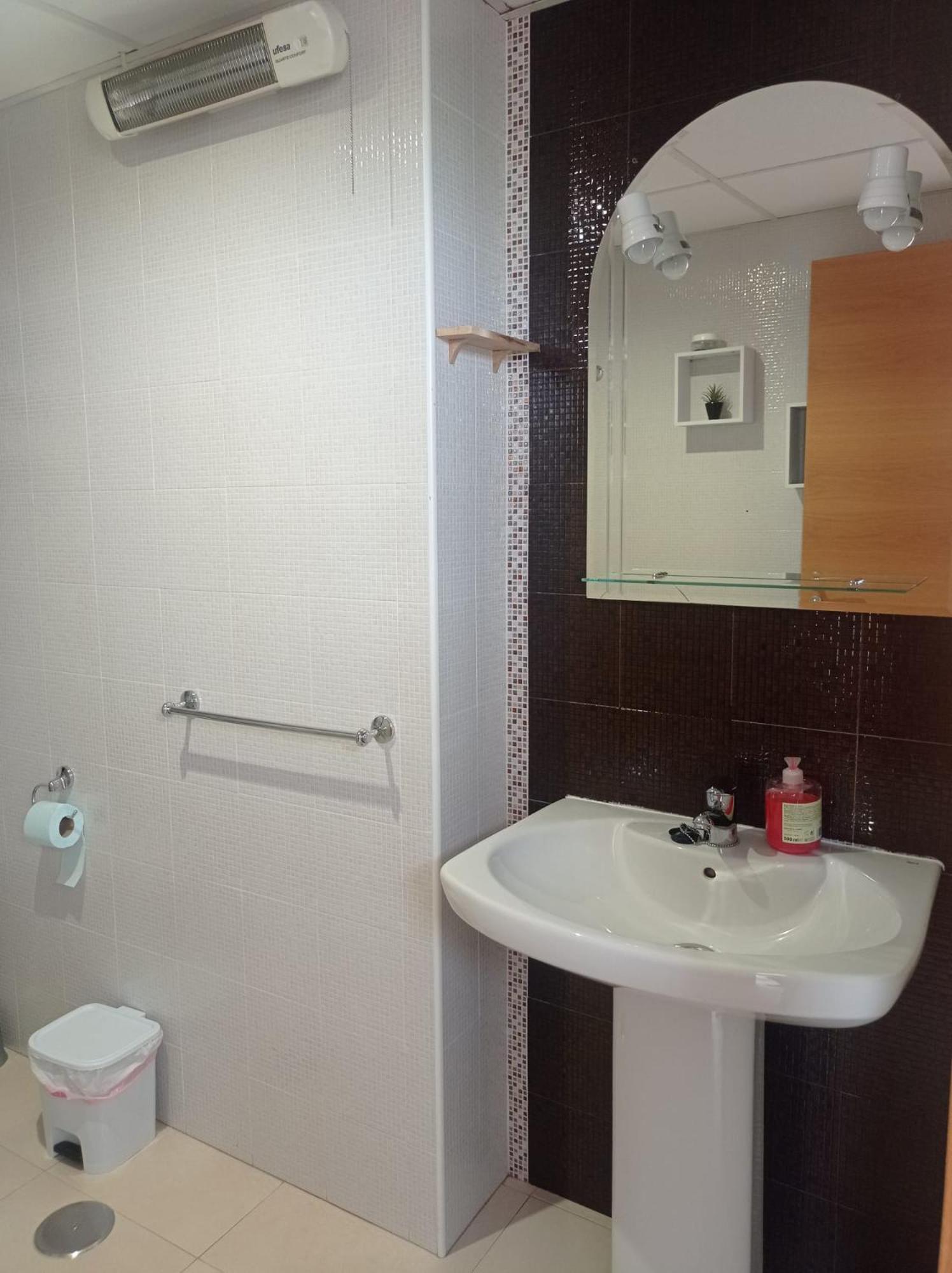 Apartamentos Turisticos Las Cinco Joyas Linares  Eksteriør billede